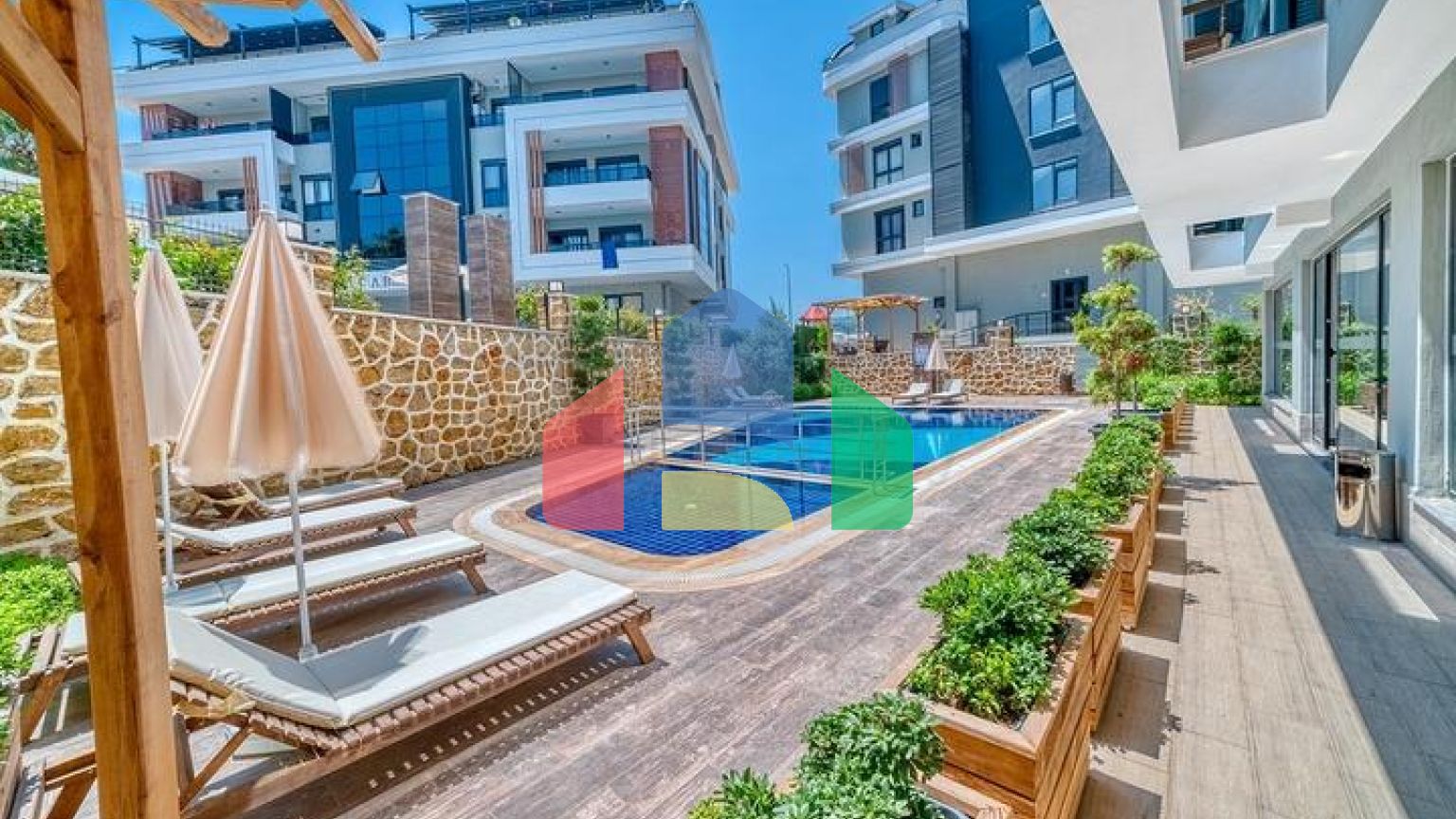 Меблированная квартира 1+1 в районе Оба