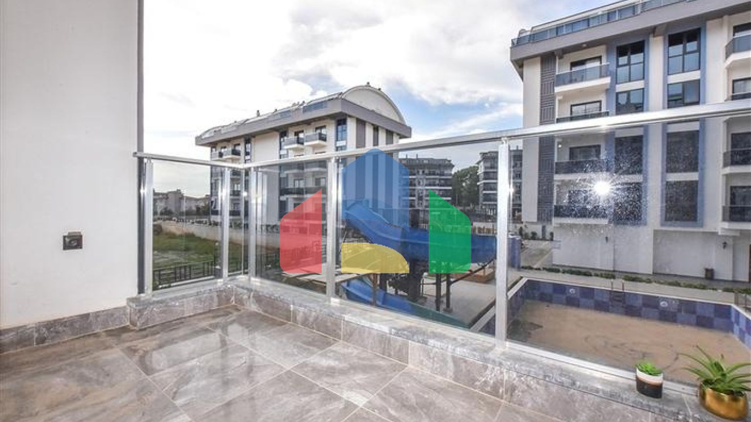 Современная квартира 2+1 в районе Оба