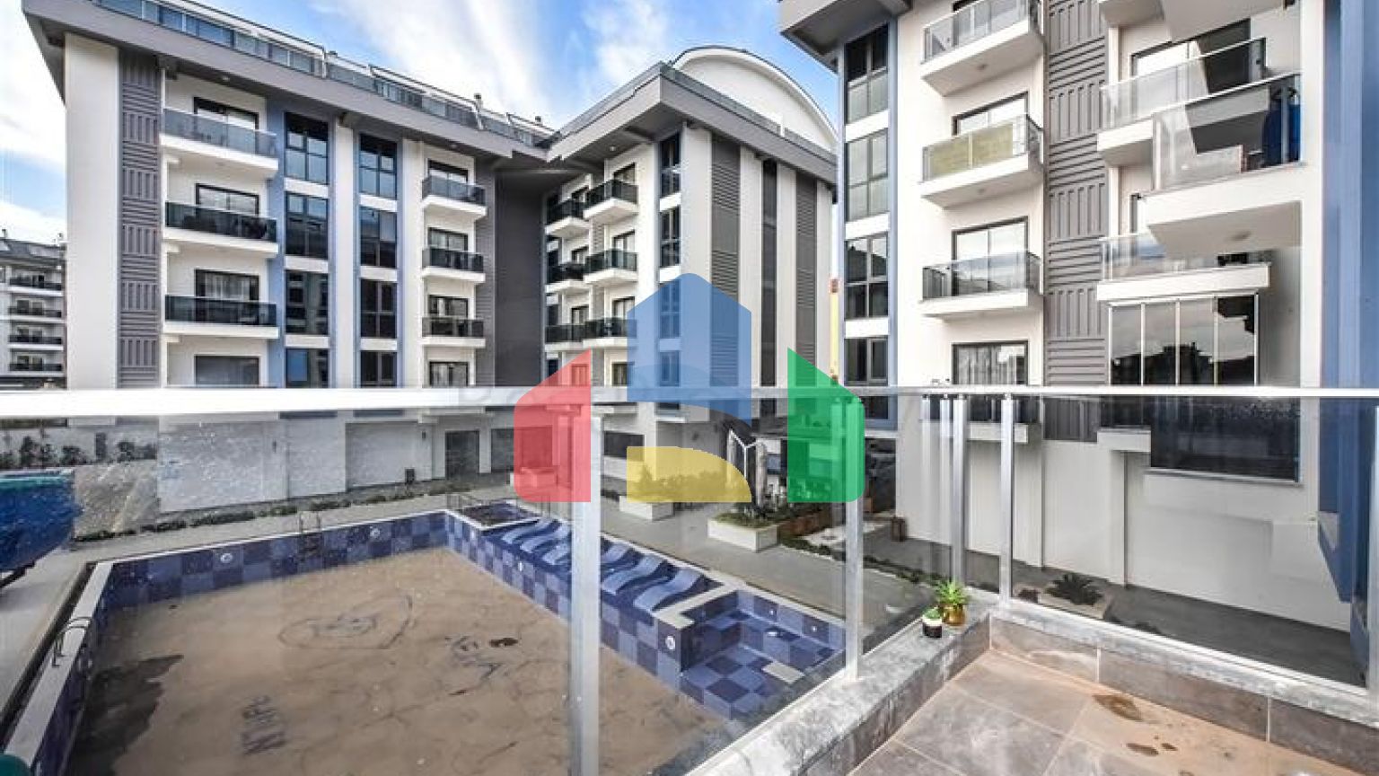 Современная квартира 2+1 в районе Оба