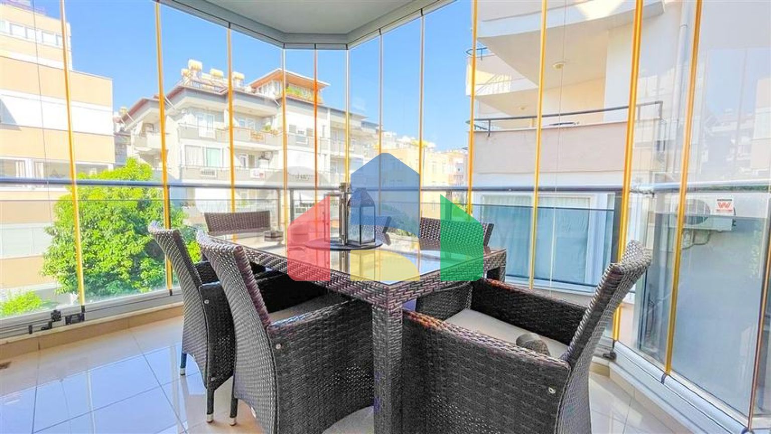 Квартира 3+1 в 250 м от моря в районе Оба