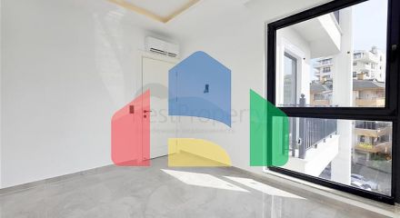 Сучасна квартира 1 + 1 в новому житловому комплексі в центрі Оба