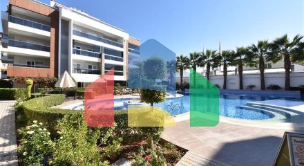 Простора квартира 2 + 1 в районі Оба