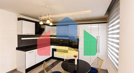 Простора квартира 2 + 1 в районі Оба