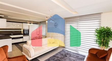 Простора квартира 2 + 1 в районі Оба