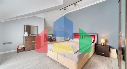 Spacious 4+1 apartment with furniture and appliances in a prestigious area of Ob