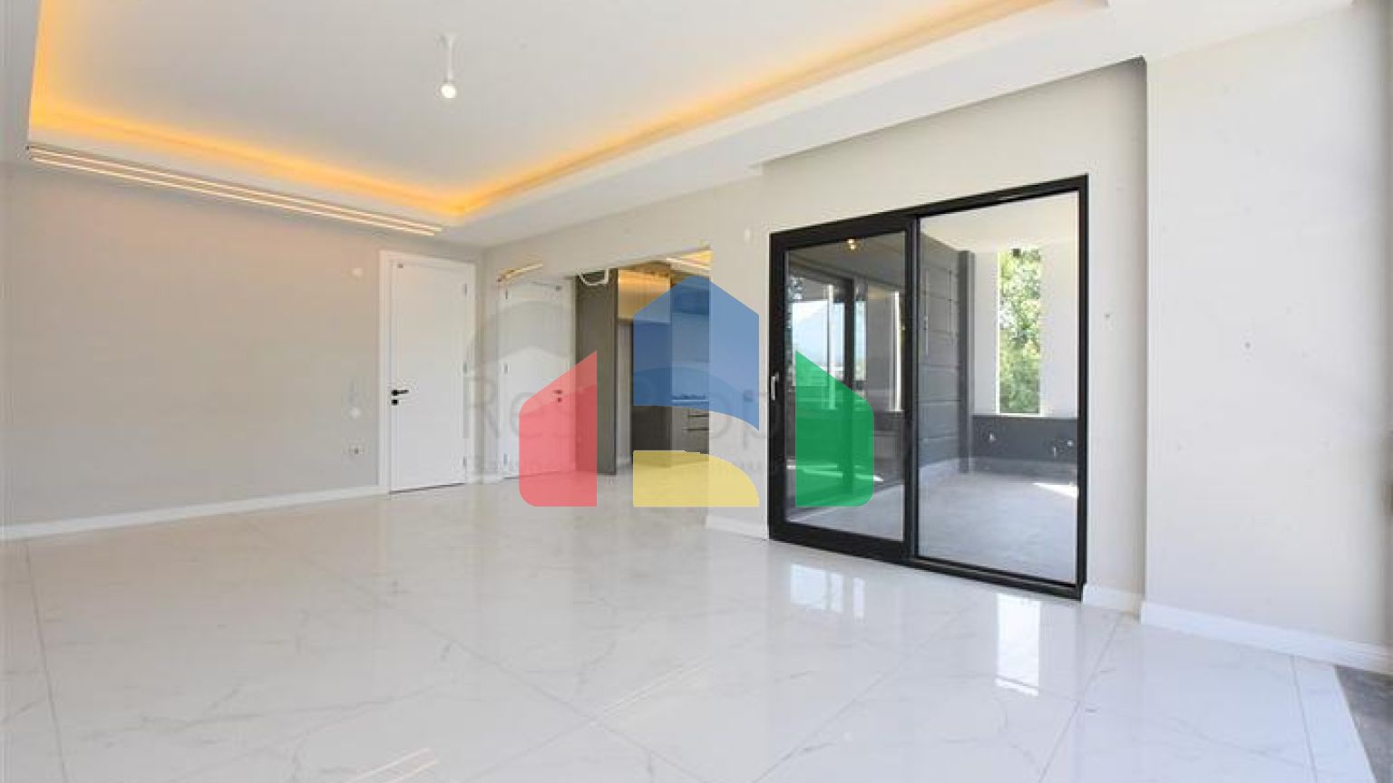 Квартира з трьома спальнями в престижному районі Оба