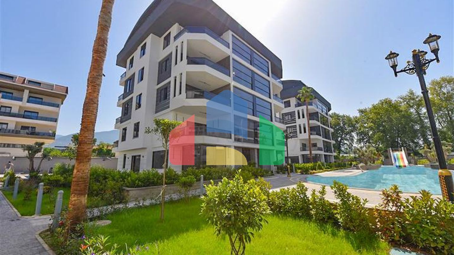 Квартира з трьома спальнями в престижному районі Оба