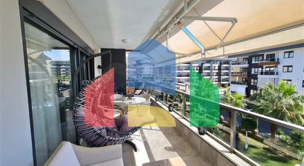 Современная квартира с полным комфортом в центре Оба