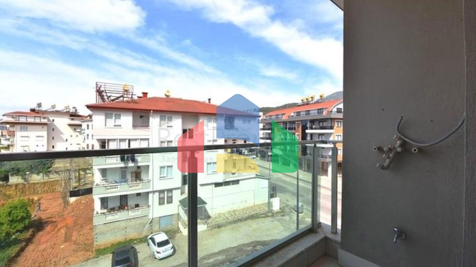 Пентхаус 4 + 1 з окремою кухнею в районі Оба