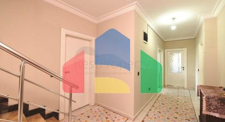 Пентхаус 4 + 1 з окремою кухнею в районі Оба