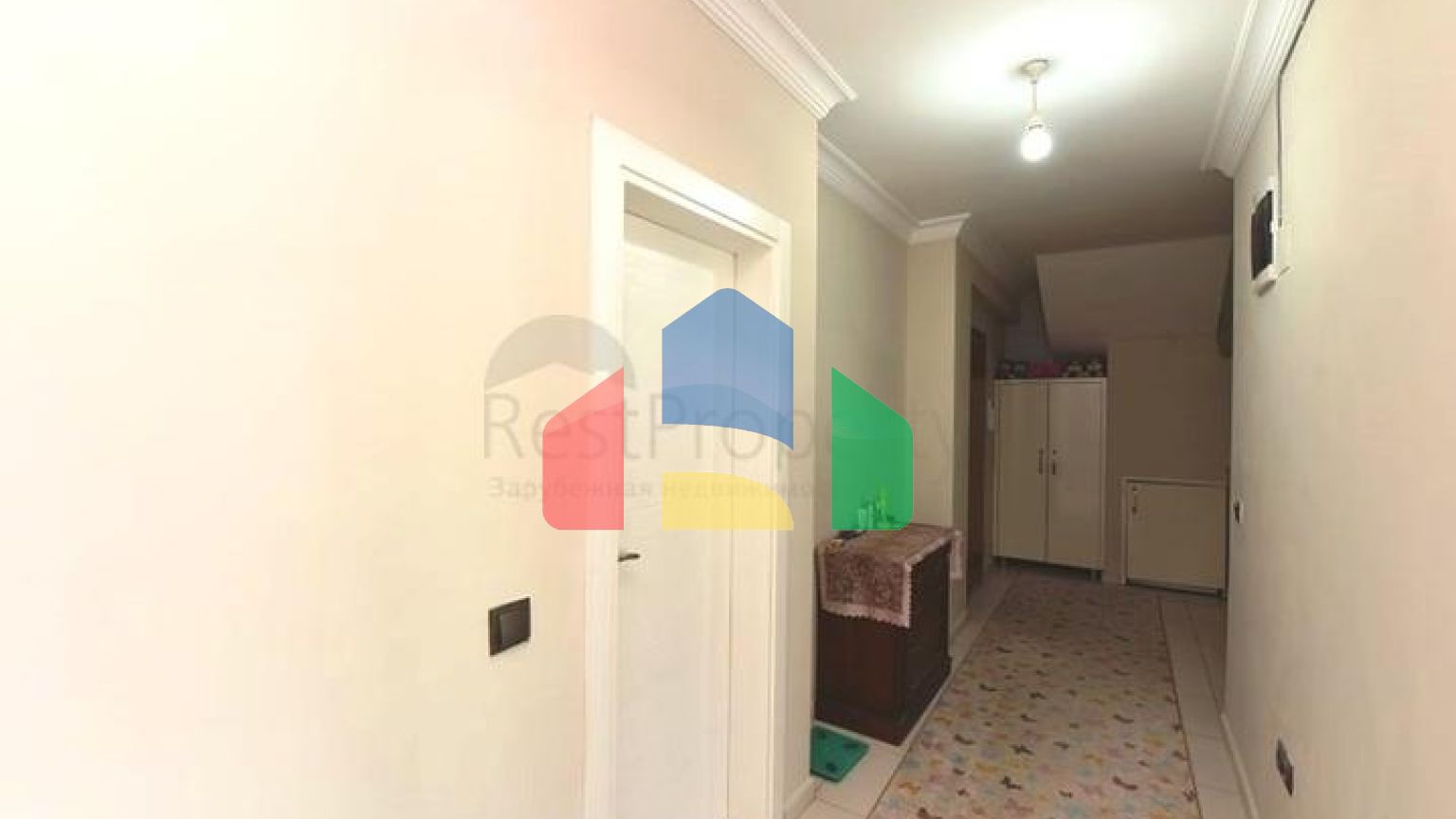 Пентхаус 4 + 1 з окремою кухнею в районі Оба