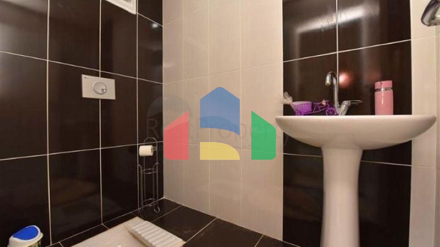 Пентхаус 4 + 1 з окремою кухнею в районі Оба