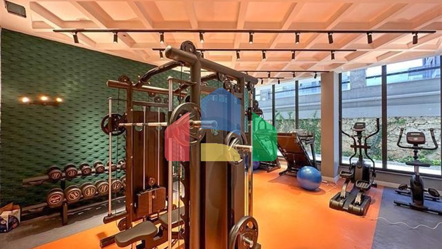 Большой пентхаус 4+1 в районе Оба