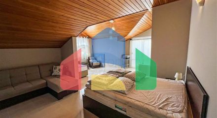 Пентхаус плануванням 3 + 1 в районі Оба