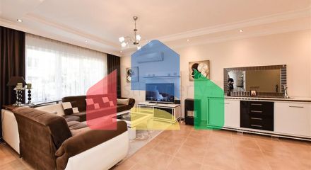 Простора квартира 2+1 всього в 150 м від моря в районі Оба Простора квартира 2+1 всього в 150 м від моря в районі Оба