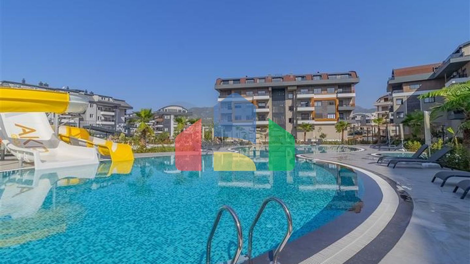 Меблированная квартира 1+1 в районе Оба