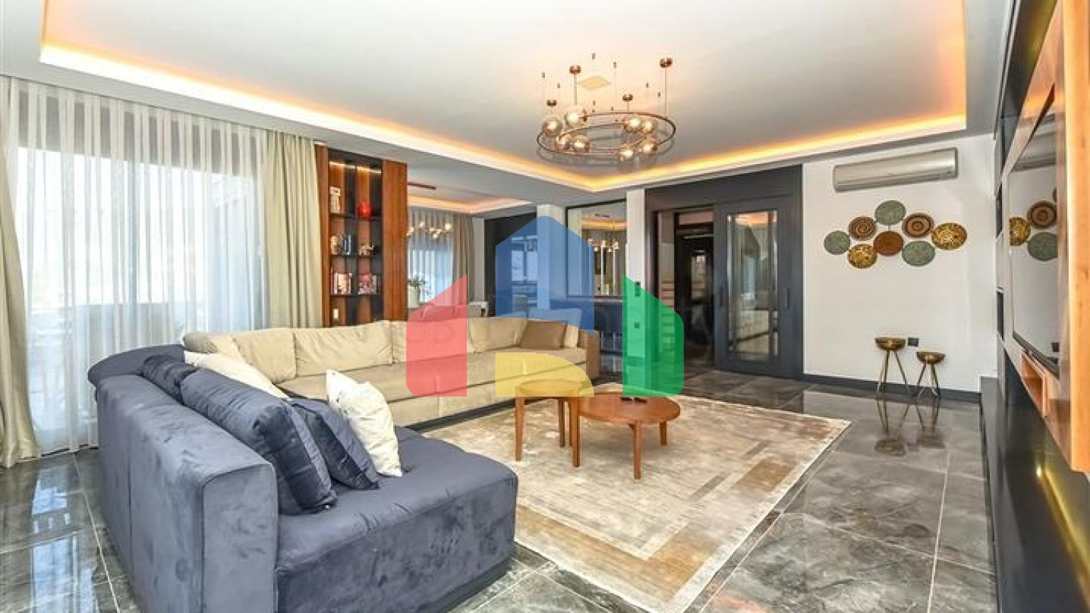 Розкішна вілла з панорамним видом на море-ідеальне поєднання затишку, стилю і самоти