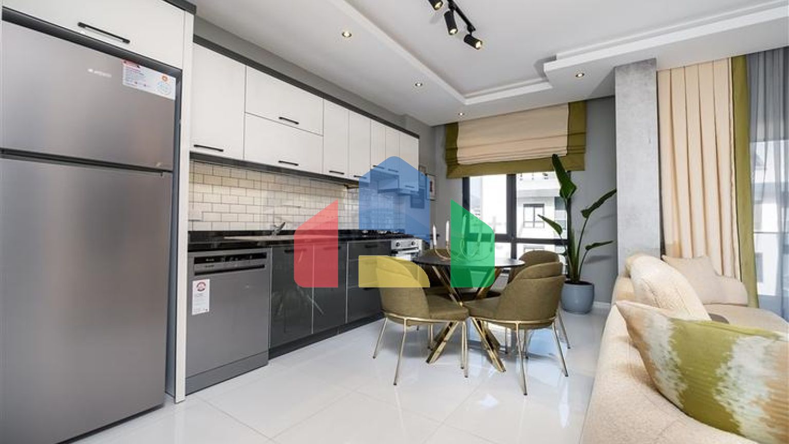 Відмінна квартира для постійного проживання дружної сім'ї