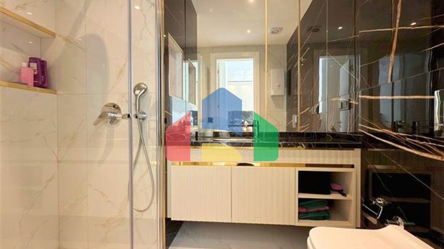 Современная квартира 1+1  в районе Оба