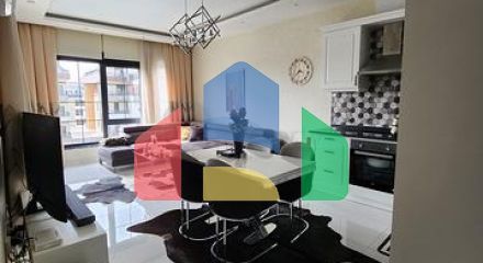 Простора квартира 2 + 1 в районі Оба