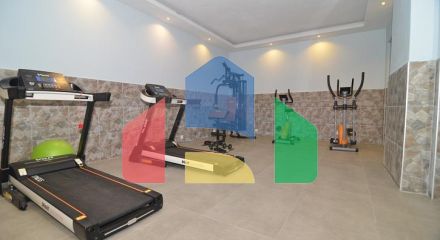 Простора квартира 2 + 1 в районі Оба