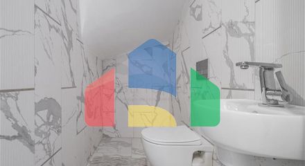 Трехкомнатный пентхаус с дизайнерским ремонтом
