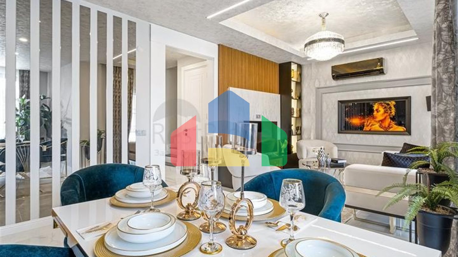 Трикімнатний пентхаус з дизайнерським ремонтом