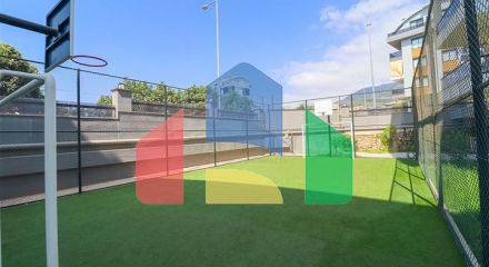 Трикімнатний пентхаус з дизайнерським ремонтом