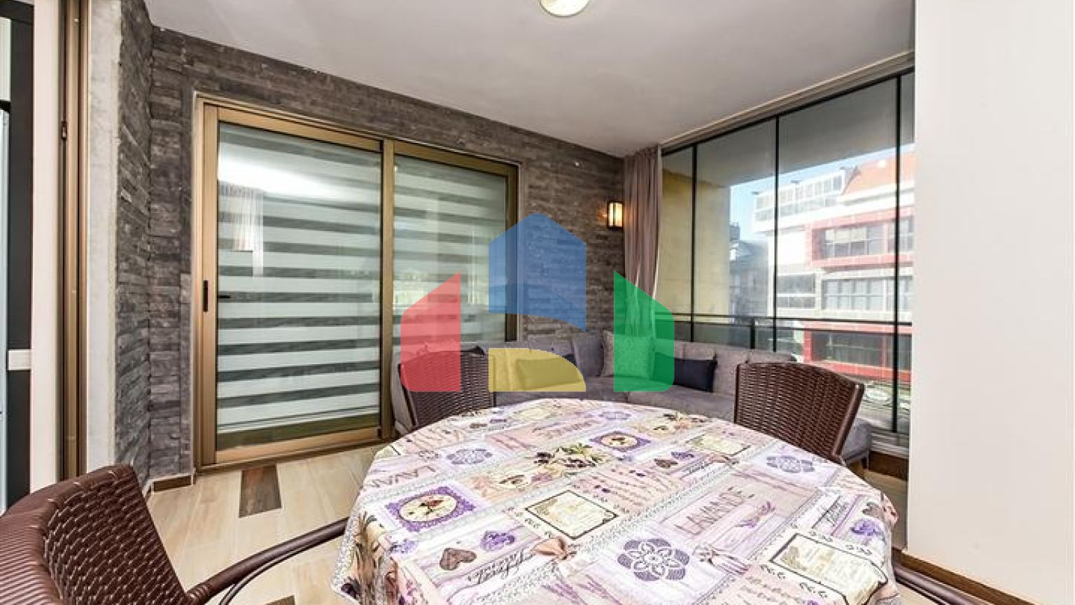 Апартаменти 3 + 1 в районі Оба