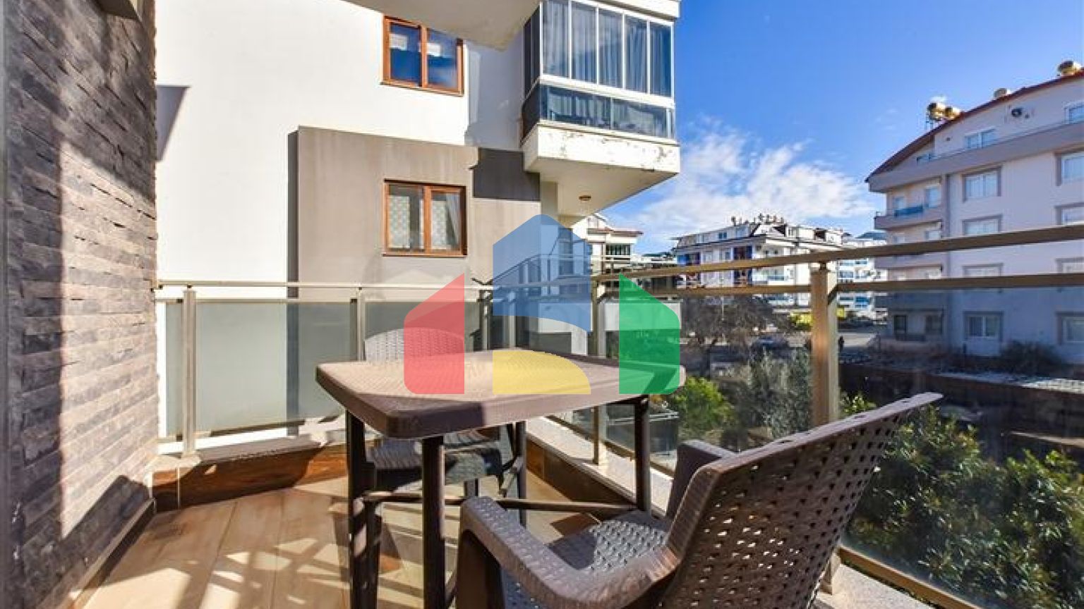 Апартаменти 3 + 1 в районі Оба