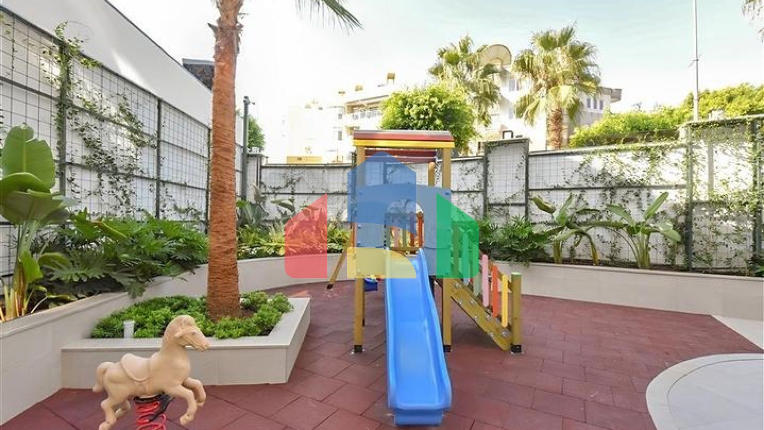 Пентхаус 2 + 1 в новому комплексі в районі Оба в 350 м від моря