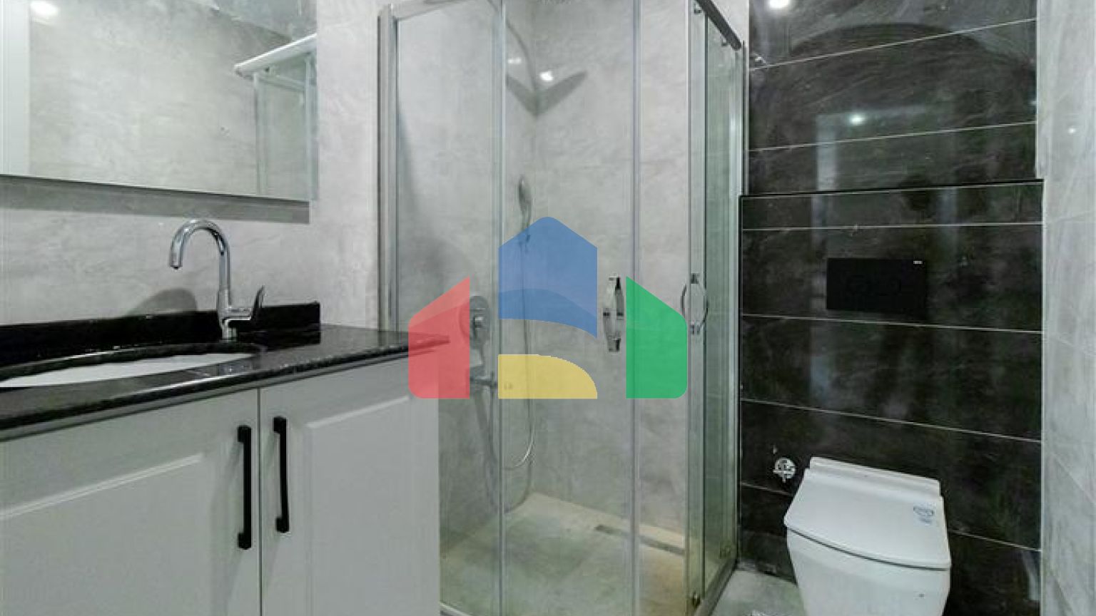 Квартира планировкой 1+1 в современном комплексе в районе Оба