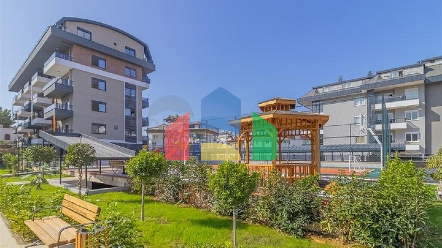 Квартира планировкой 1+1 в современном комплексе в районе Оба