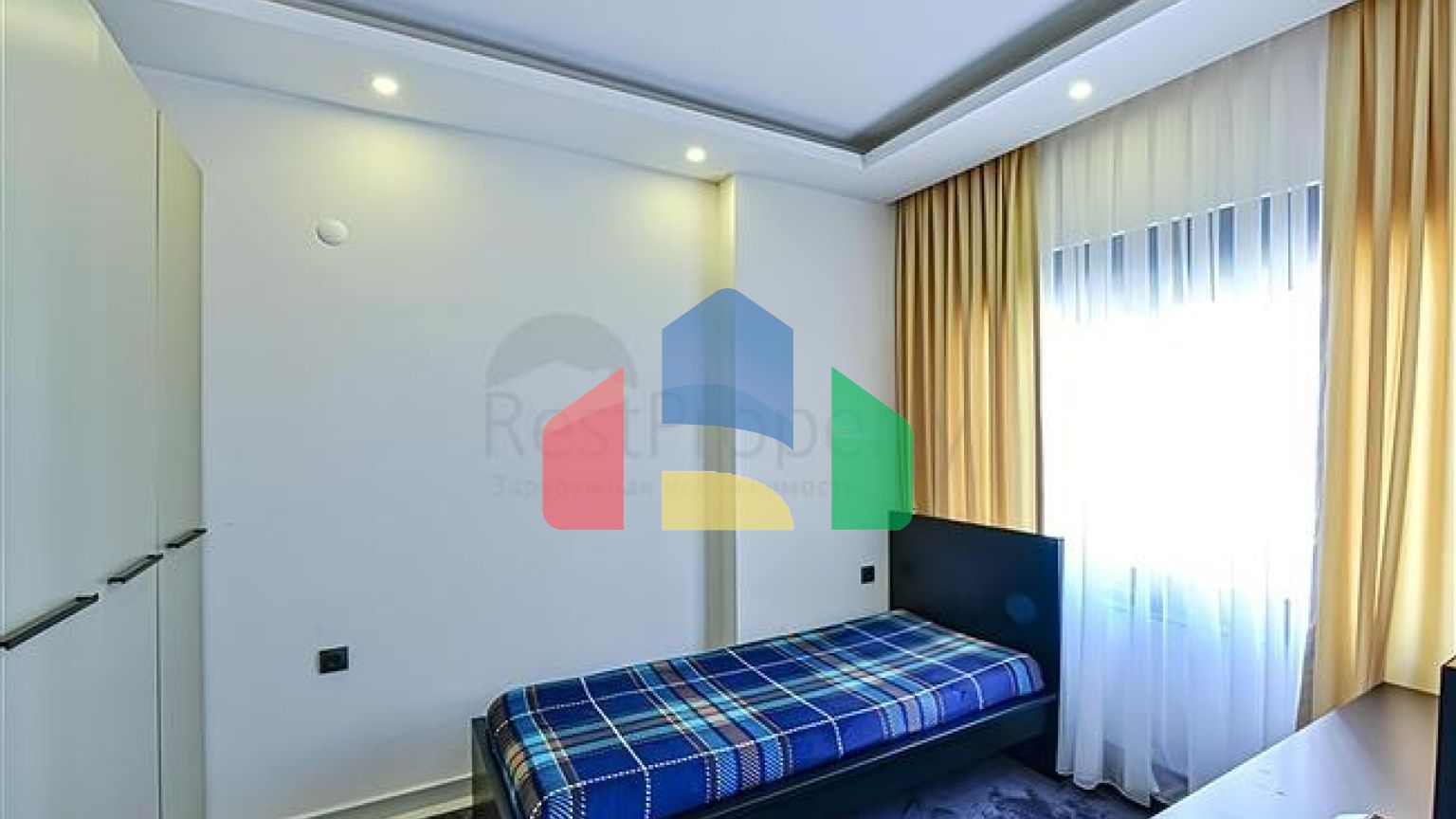 Квартира плануванням 1+1 в сучасному комплексі в районі Оба