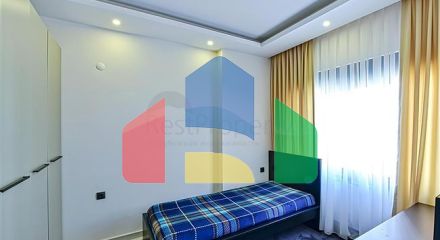 Квартира плануванням 1+1 в сучасному комплексі в районі Оба