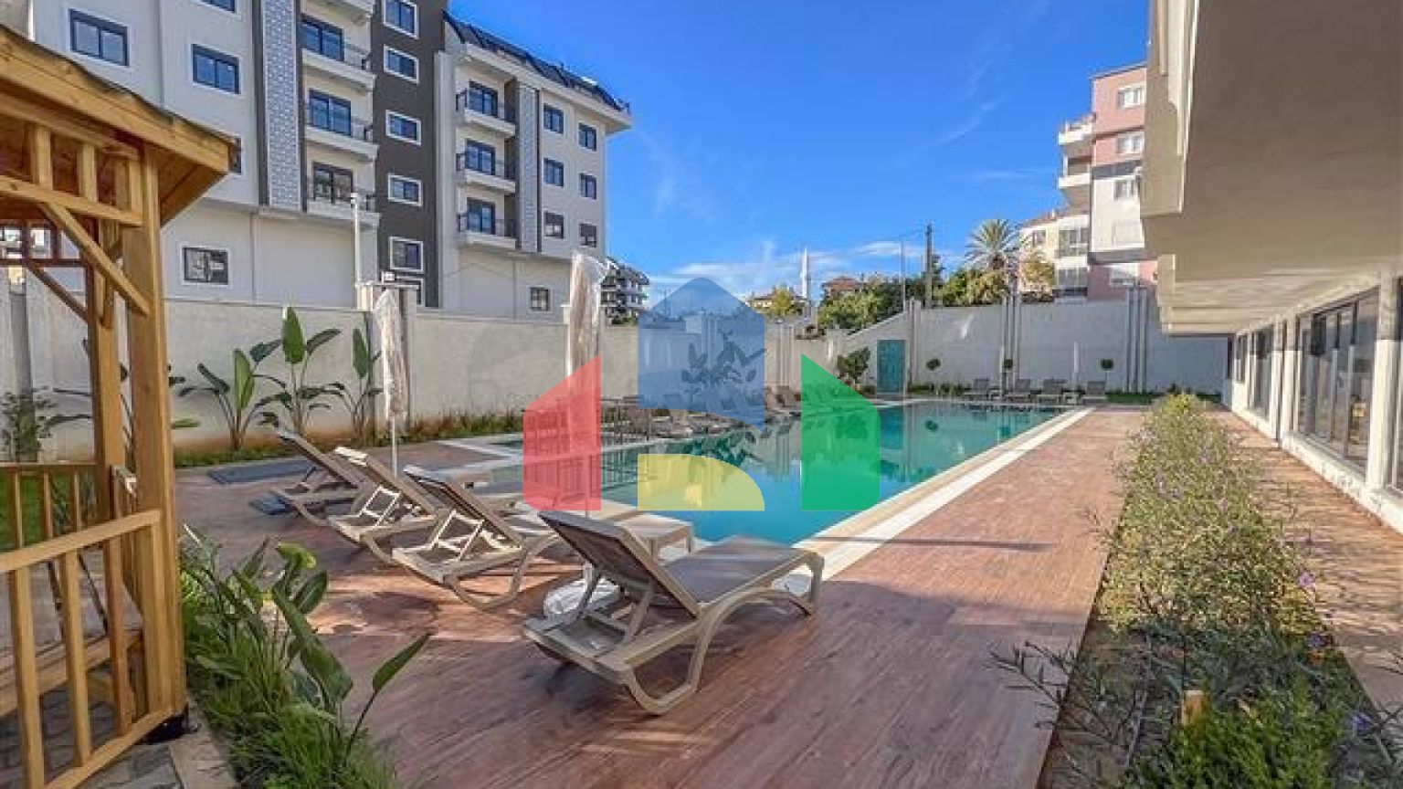 Новые квартиры 1+1 и 2+1 в современном жилом комплексе в районе Оба