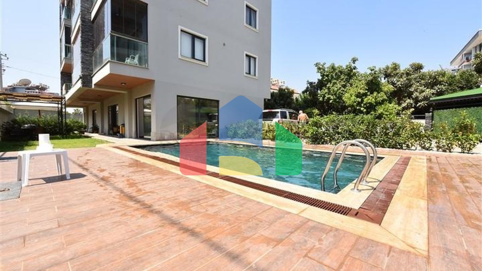 Просторий дуплекс 2 + 1 в районі Оба