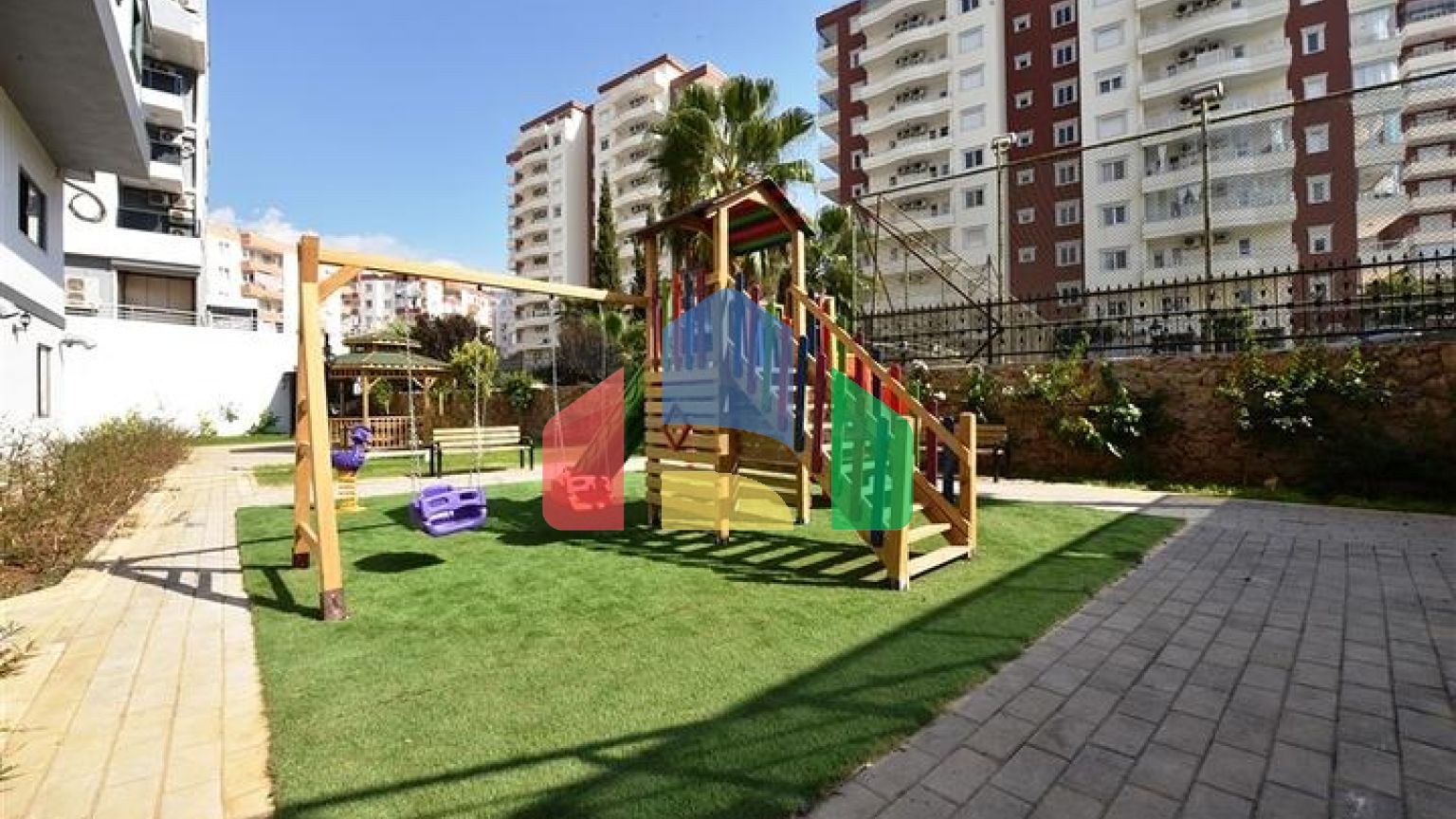 Пентхаус 2 + 1 в районі Оба