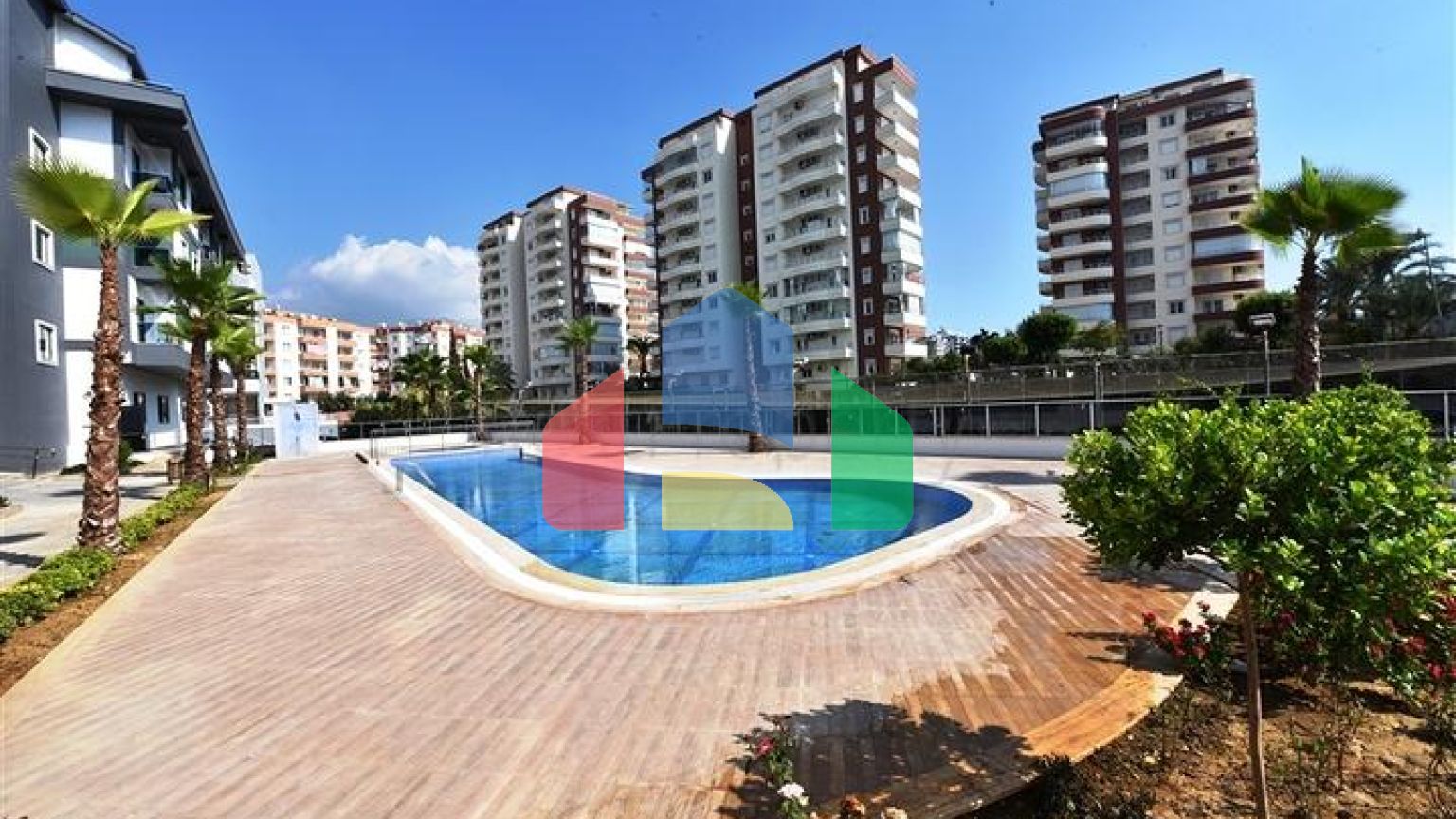 Пентхаус 2 + 1 в районі Оба