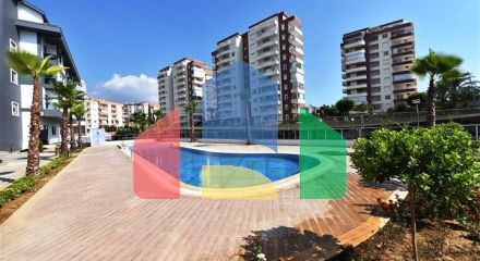 Пентхаус 2 + 1 в районі Оба