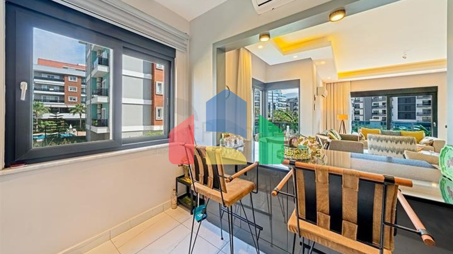 Квартира 2 + 1 в центрі району Оба