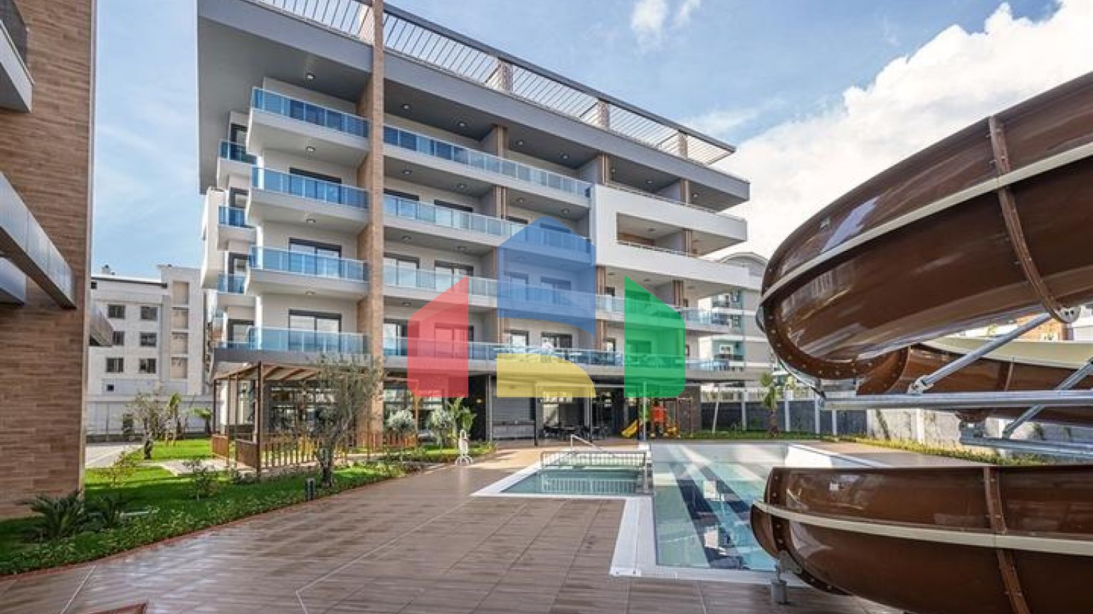 Квартира 2 + 1 в центрі району Оба