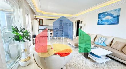 Просторная квартира с удобным местом расположения в районе Оба