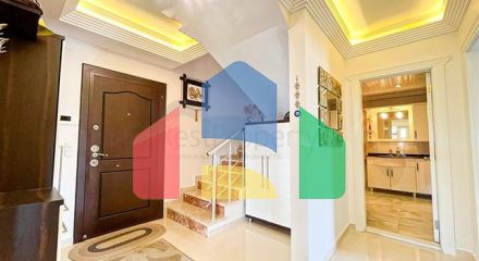 Просторная квартира с удобным местом расположения в районе Оба