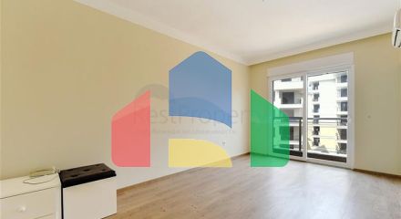 Просторий пентхаус в зеленому районі Оба