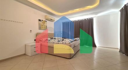 Пентхаус 5 + 1 в центрі Аланії район Оба