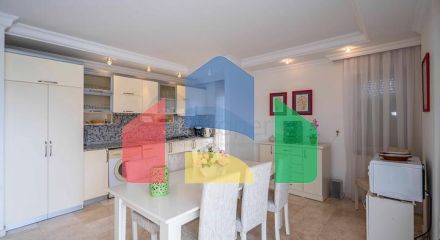 Шестикімнатний світлий пентхаус з видом на місто в районі Оба