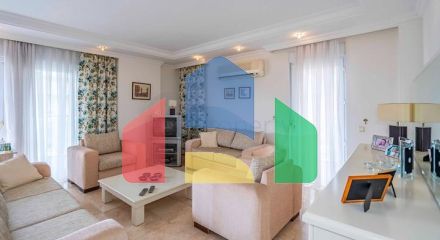 Шестикімнатний світлий пентхаус з видом на місто в районі Оба