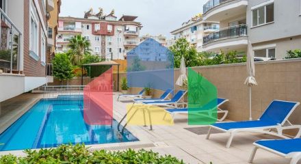 Шестикімнатний світлий пентхаус з видом на місто в районі Оба