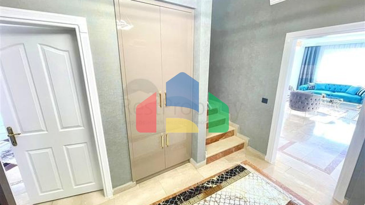 Пентхаус 3 + 1 в районі Оба